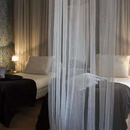 Matuchi Hotel 2*